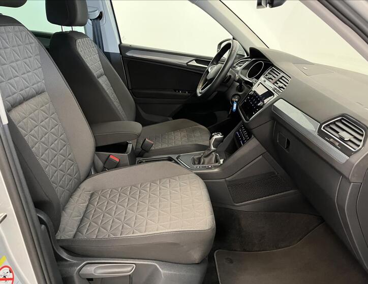 Volkswagen Tiguan 23