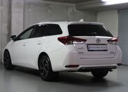 Toyota Auris 7
