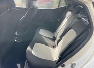 Hyundai i10 8
