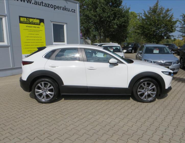 Mazda CX-30 10