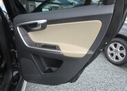 Volvo XC60 25