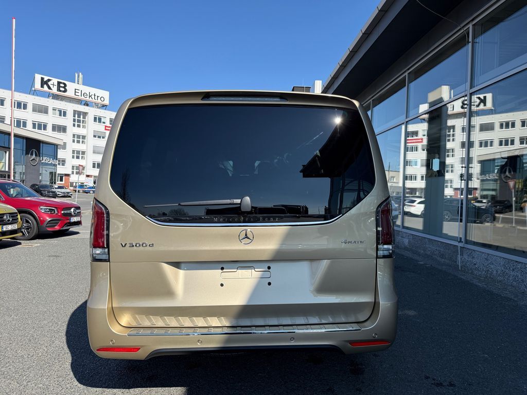 Mercedes-Benz Třídy V 8