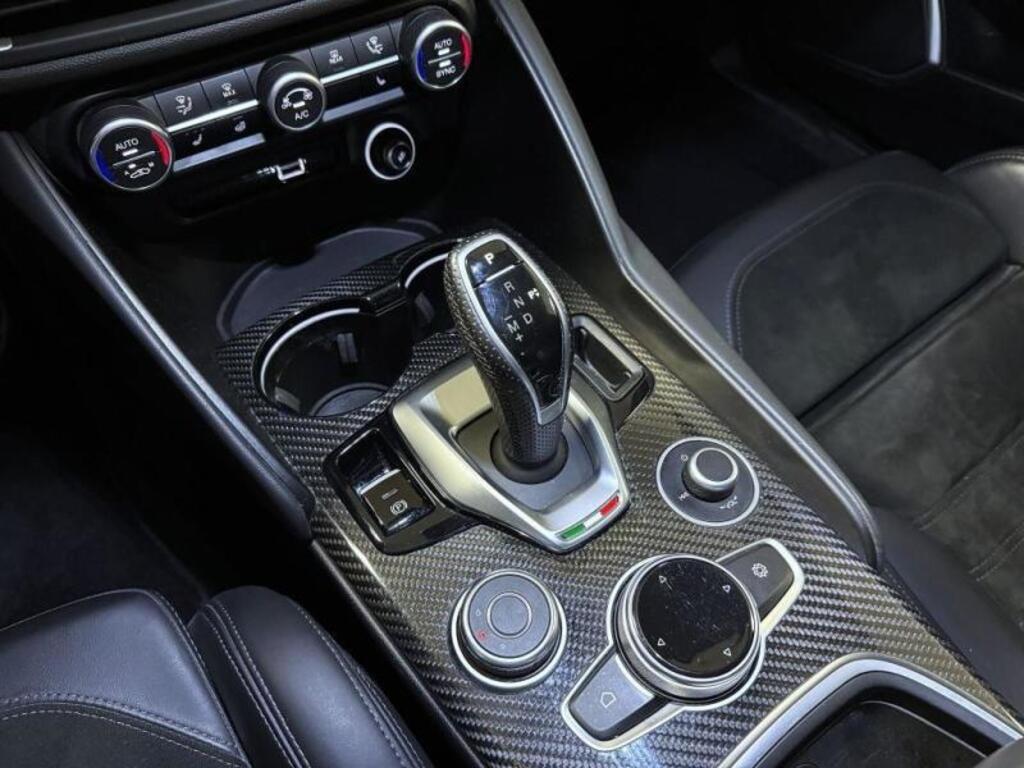 Alfa Romeo Giulia 18