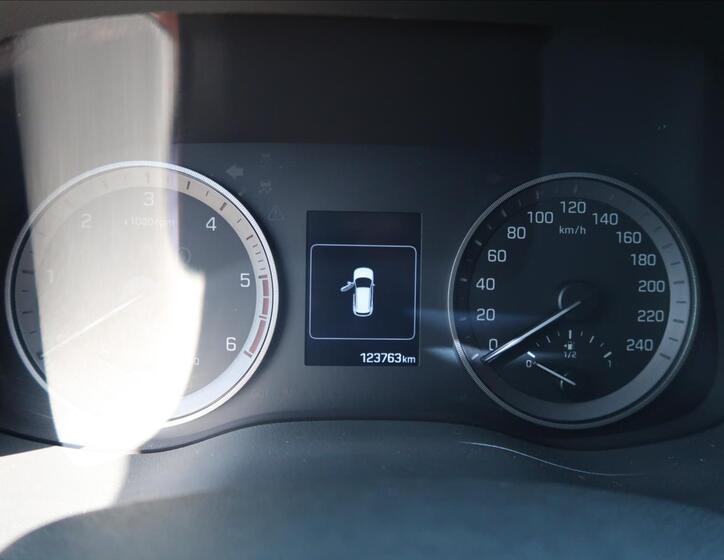Hyundai Tucson 11