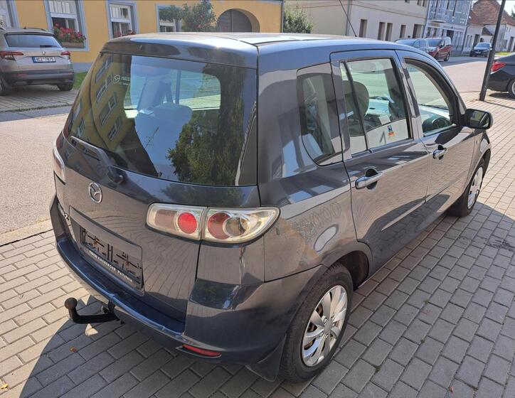 Mazda 2 9
