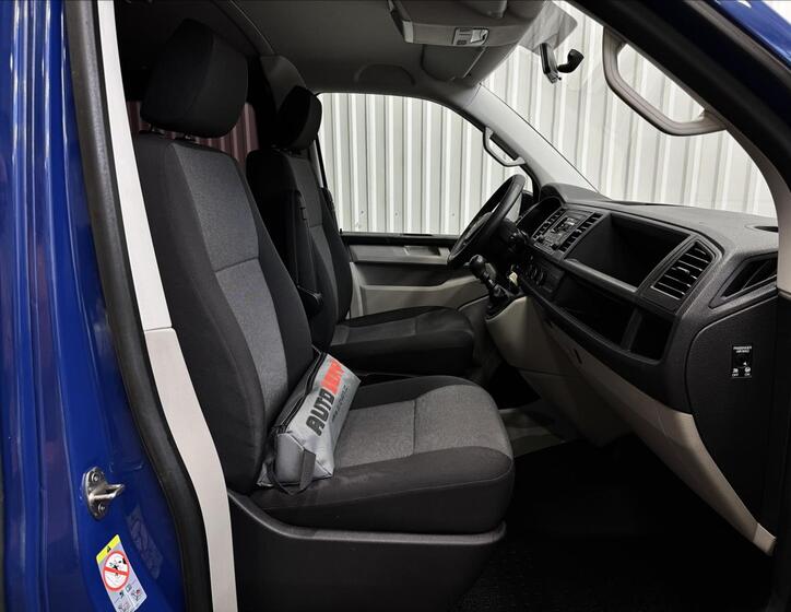 Volkswagen Transporter 32