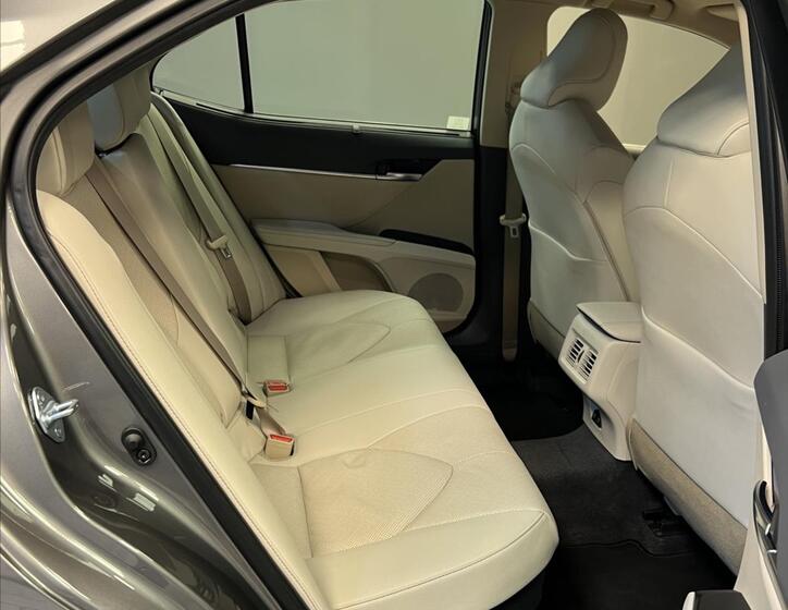 Toyota Camry 15