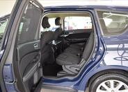 Ford S-MAX 11