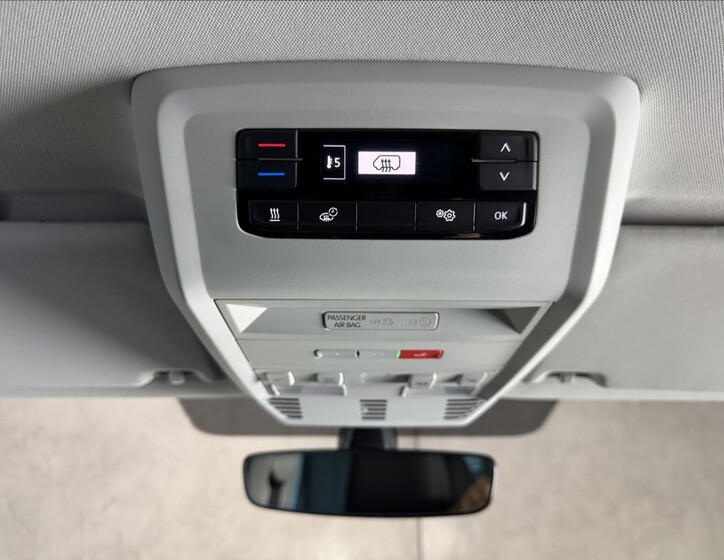 Volkswagen Multivan 22