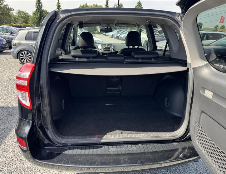 Toyota RAV4 14