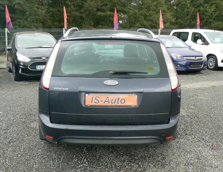 Ford Focus 6