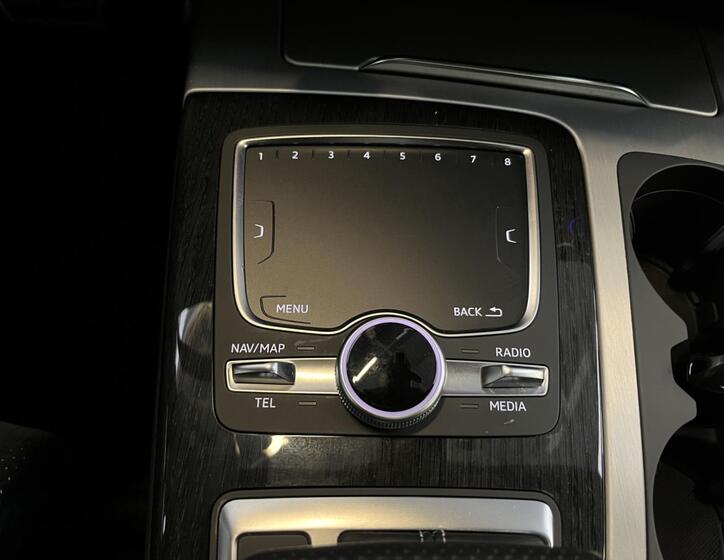 Audi Q7 19