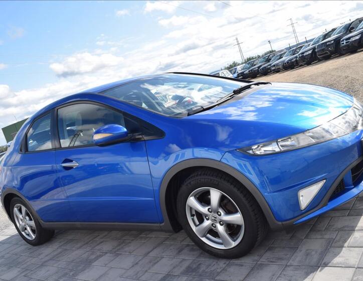 Honda Civic 4