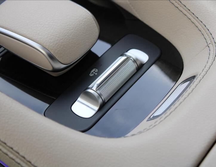 Mercedes-Benz GLS 28