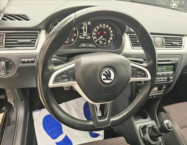 Škoda Superb 11