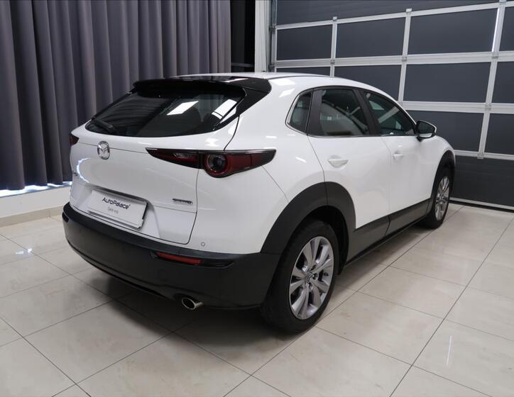 Mazda CX-30 4