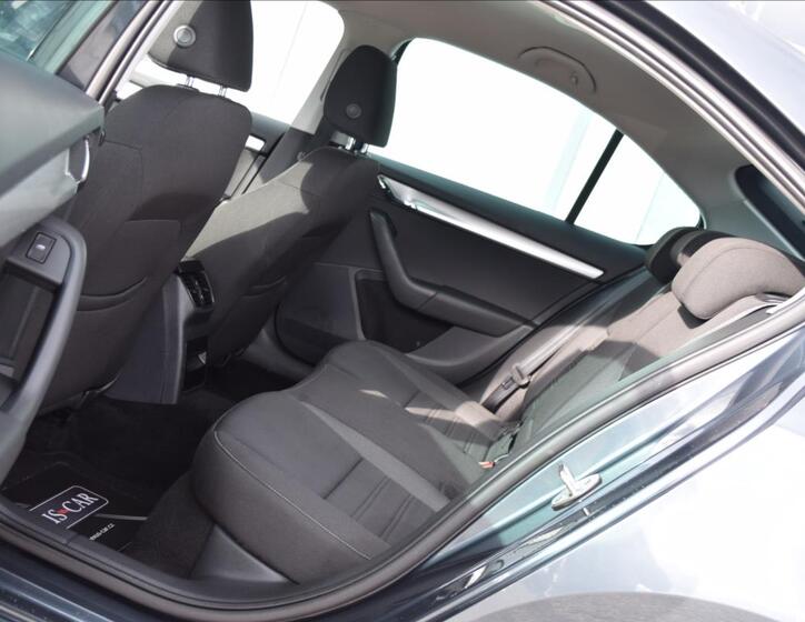 Škoda Octavia 18