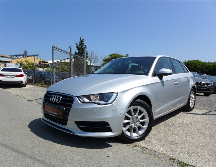 Audi A3 1