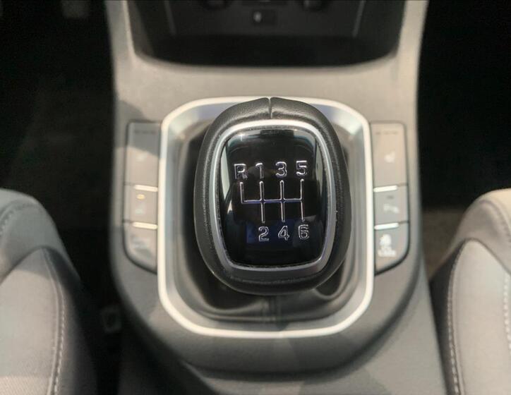Hyundai i30 19