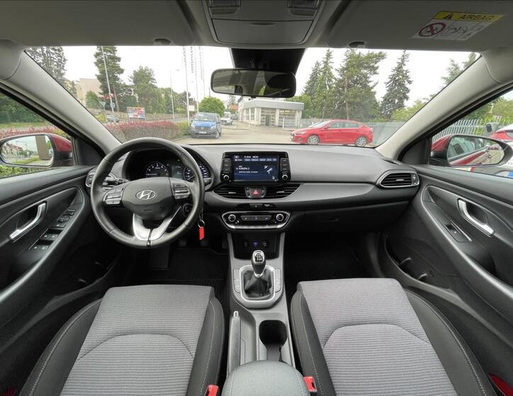 Hyundai i30 11