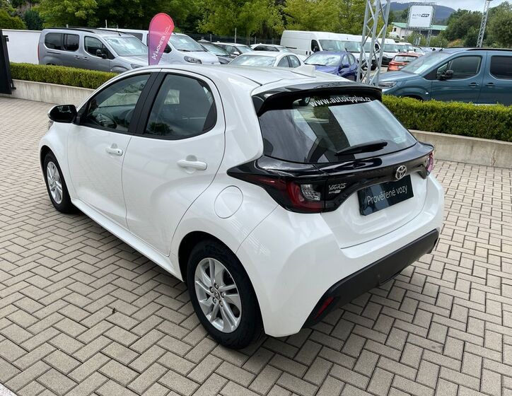 Toyota Yaris 4