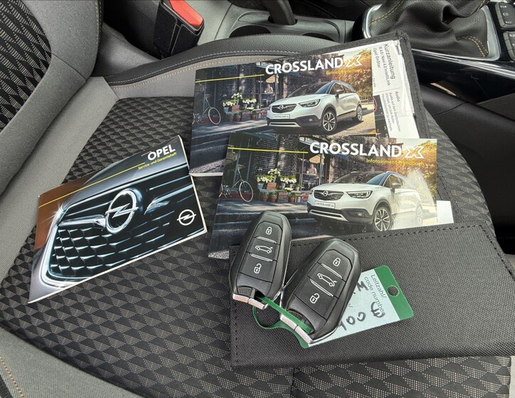 Opel Crossland X 36