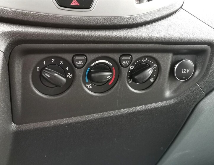 Ford Transit 10