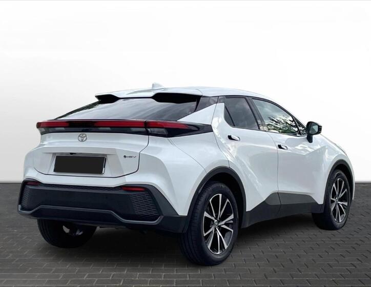 Toyota C-HR 7