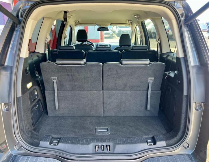 Ford Galaxy 15