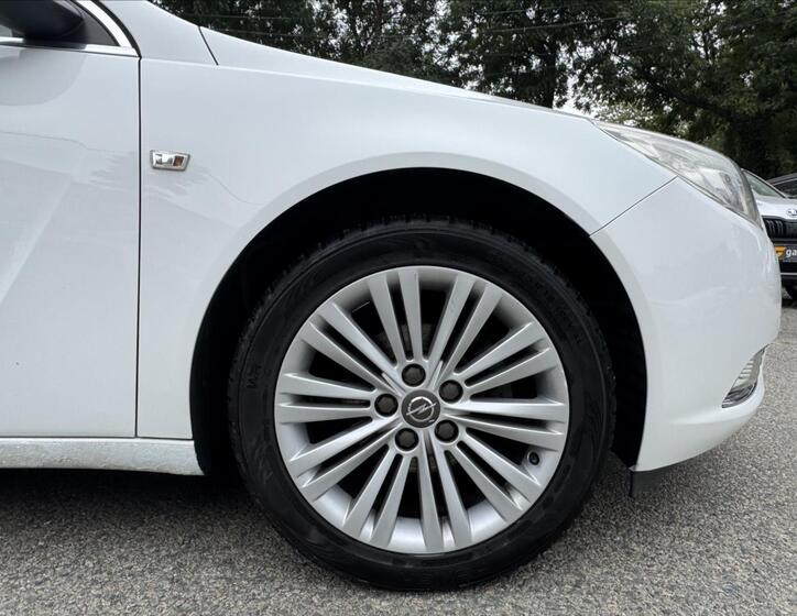 Opel Insignia 19