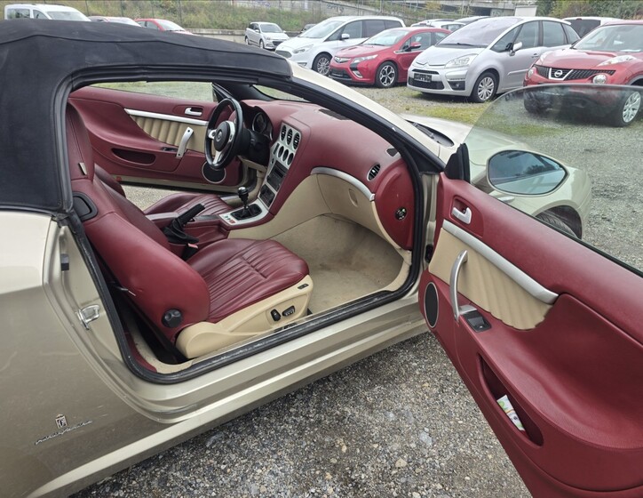 Alfa Romeo Spider 15