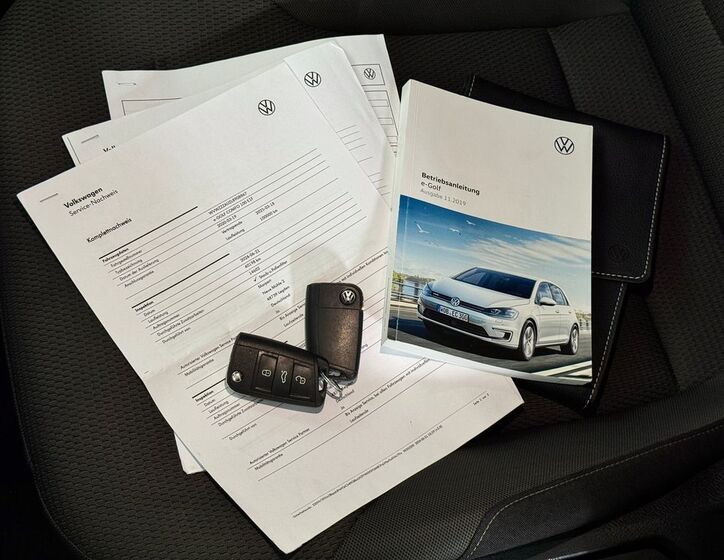 Volkswagen Golf 31