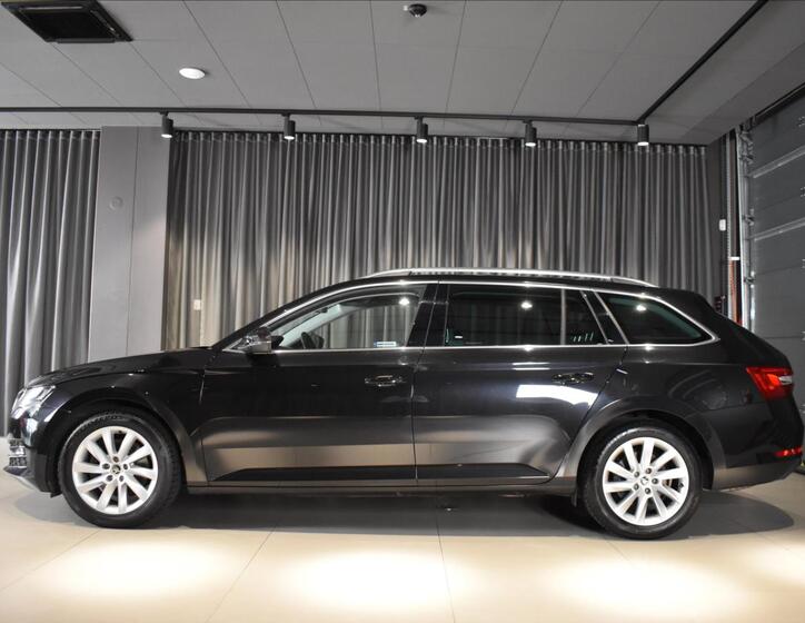 Škoda Superb 2