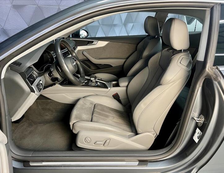 Audi A5 11