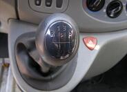 Renault Trafic 13