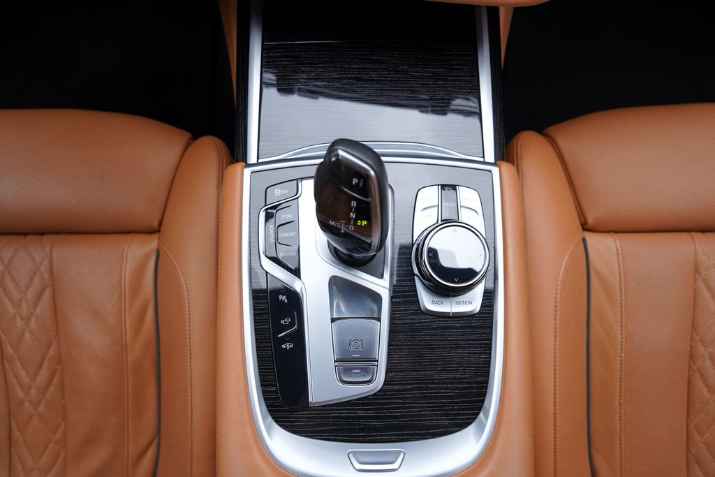BMW Řada 7