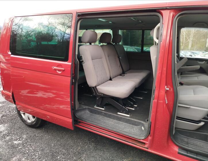 Volkswagen Caravelle 12