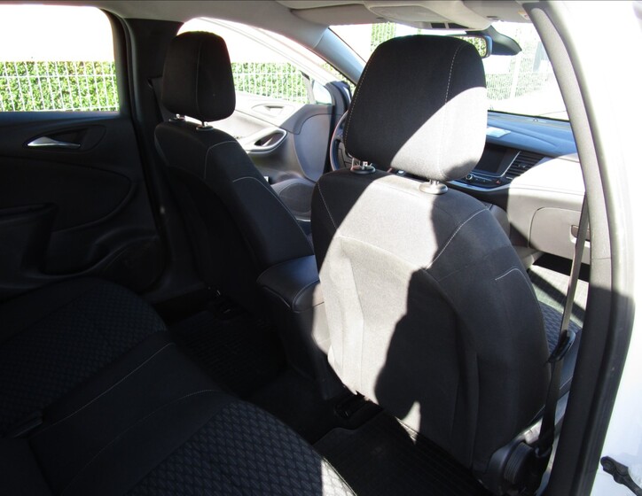 Opel Astra 23