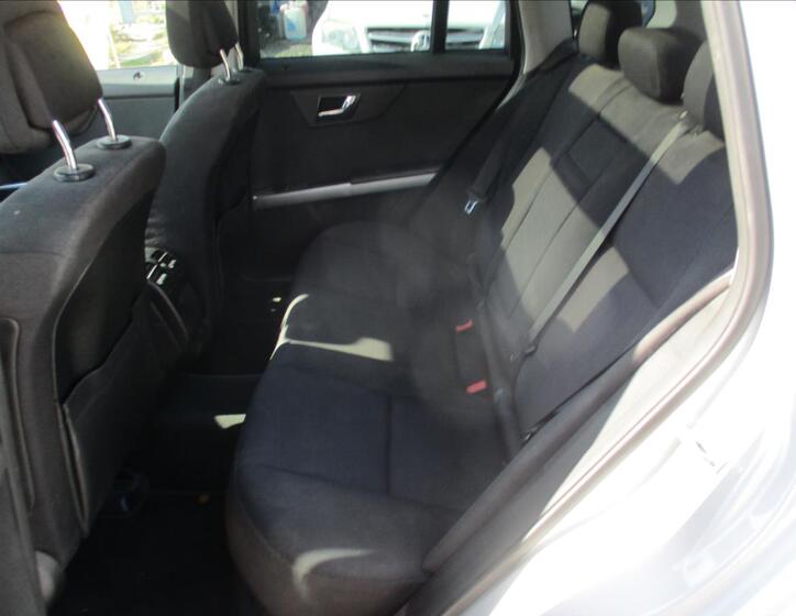 Mercedes-Benz GLK 8