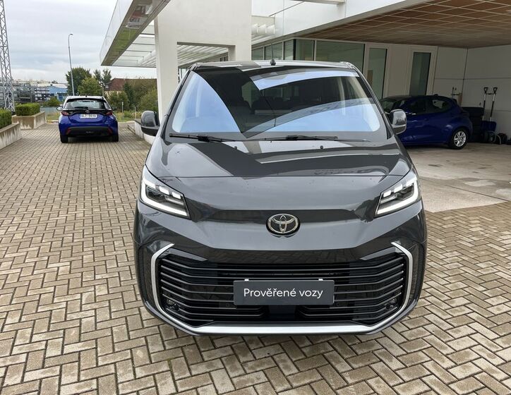 Toyota ProAce Verso 9