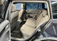 Volkswagen Golf 12