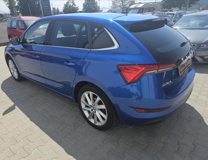Škoda Scala 8