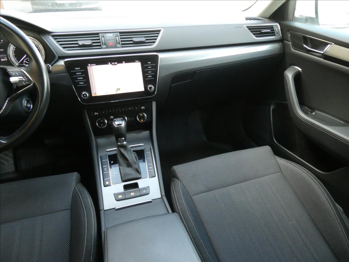 Škoda Superb