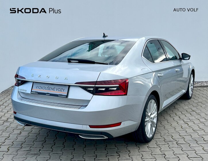 Škoda Superb 2