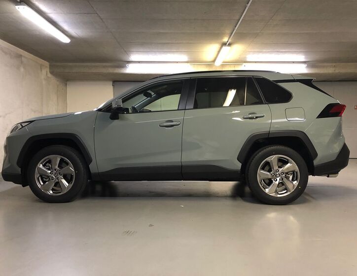 Toyota RAV4 7