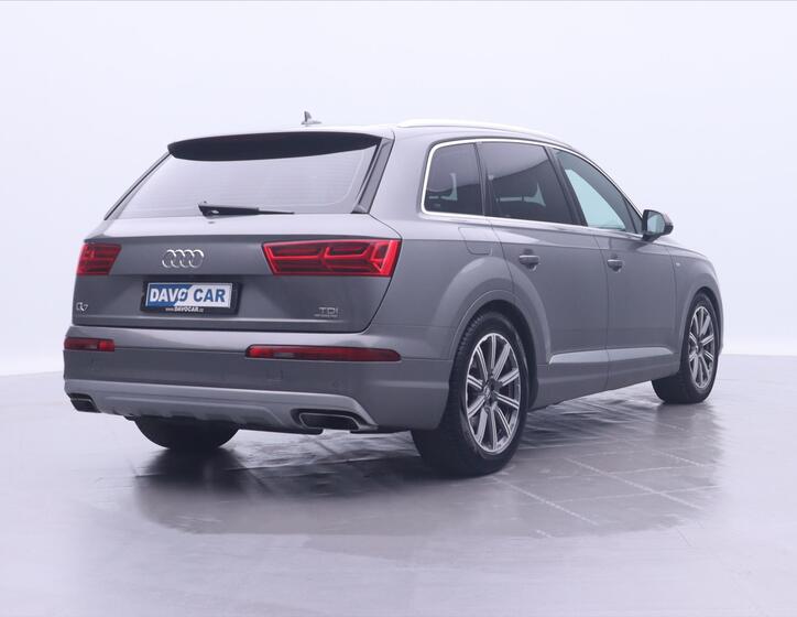 Audi Q7 7