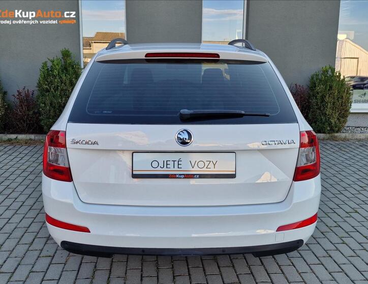 Škoda Octavia 9