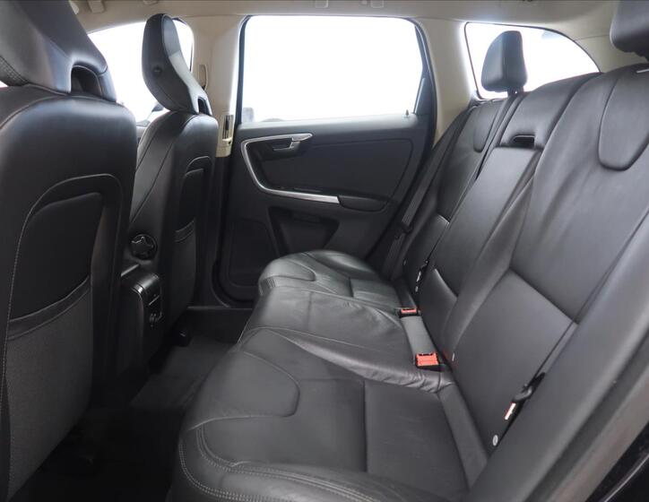 Volvo XC60 14