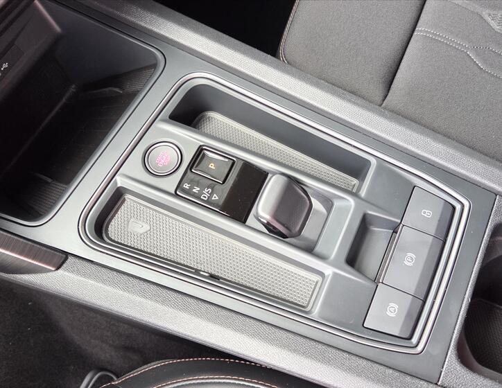 Cupra Formentor 16