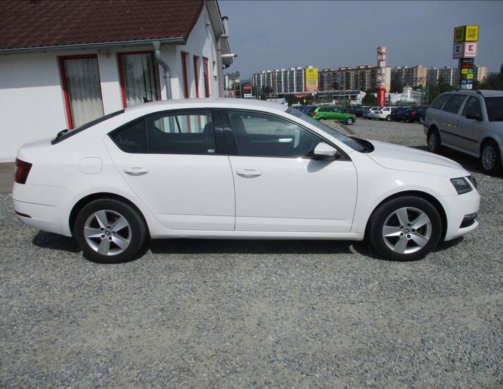 Škoda Octavia 4